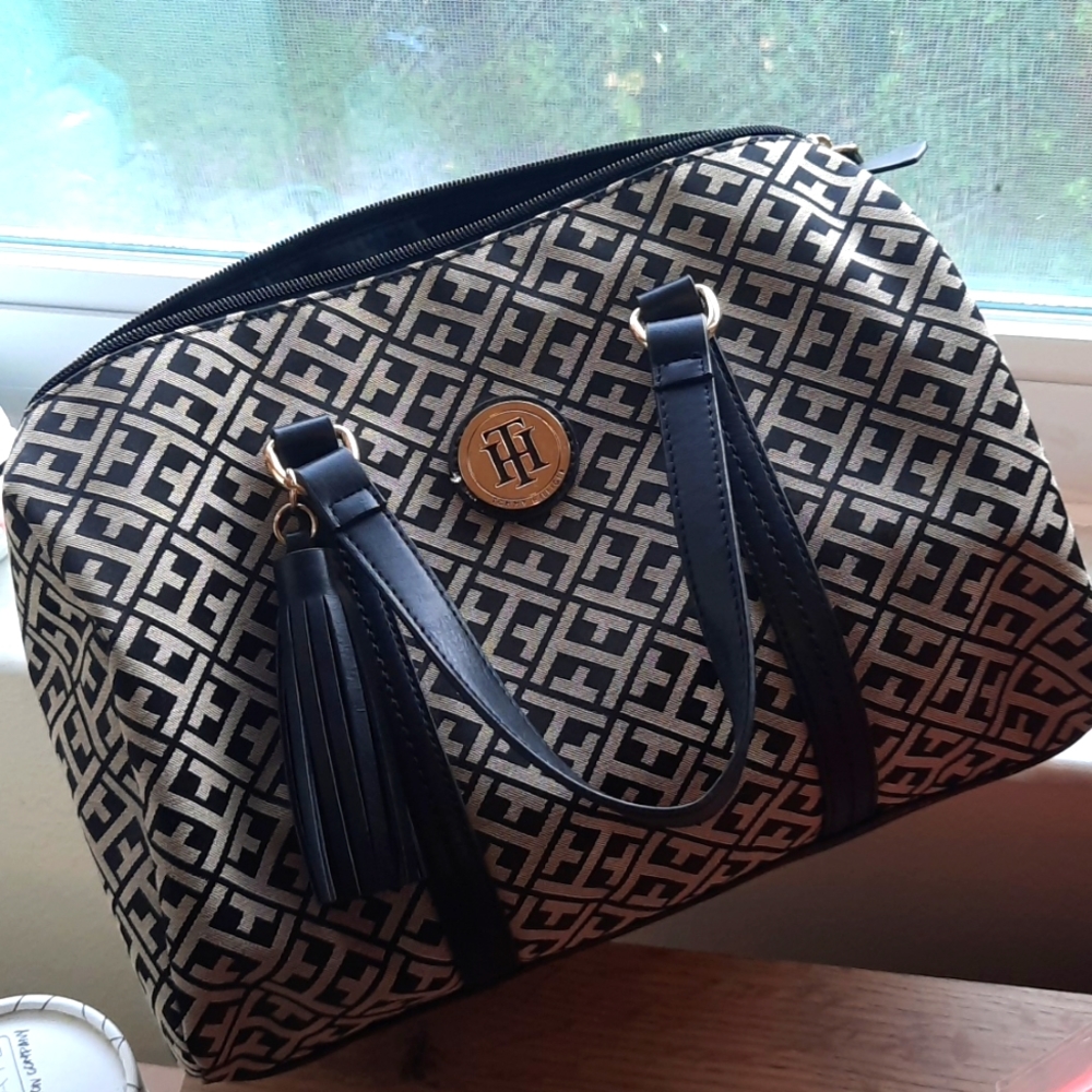 Tommy Hilfiger Duffel Bag